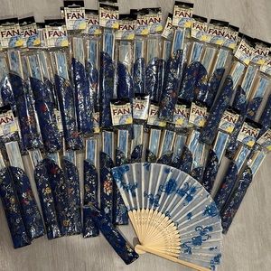 NWT Lot of 45 Blue Oriental Fans with travel pouch